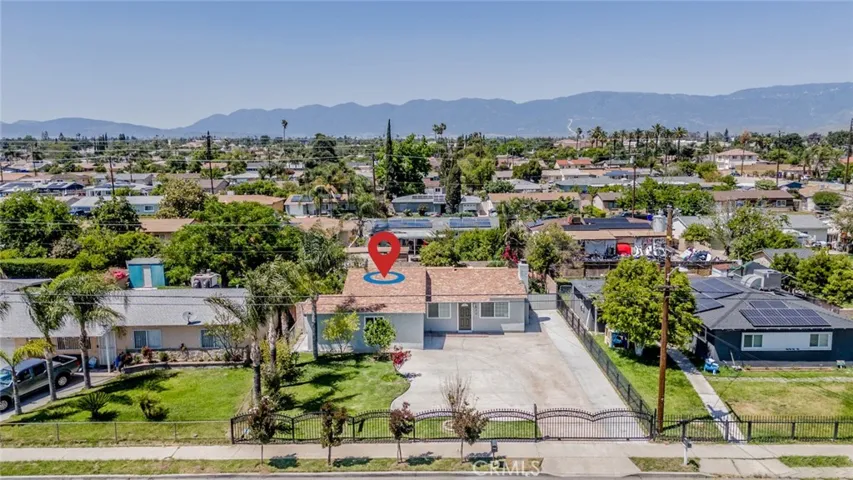424 E Rialto Avenue, Rialto, California 92376