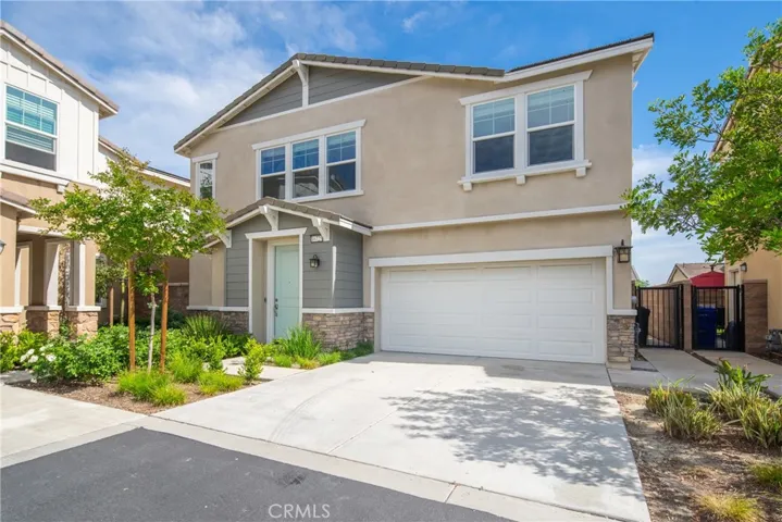 16725 Petrus Lane, Fontana, California 92336