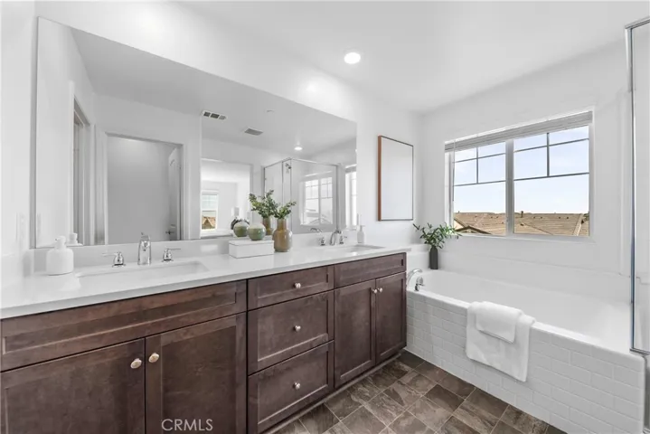 16725 Petrus Lane, Fontana, California 92336