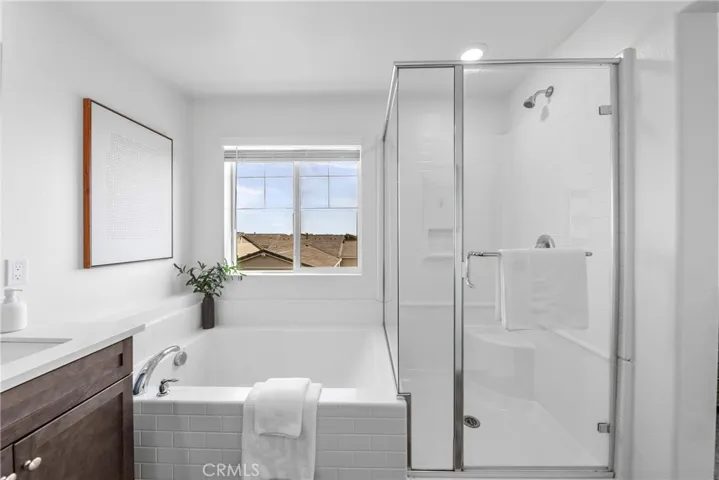 16725 Petrus Lane, Fontana, California 92336
