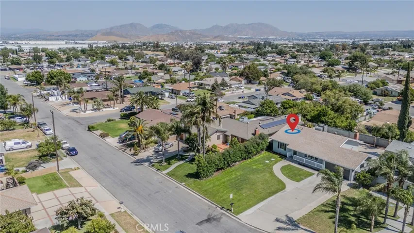 18987 Mindanao Street, Bloomington, California 92316