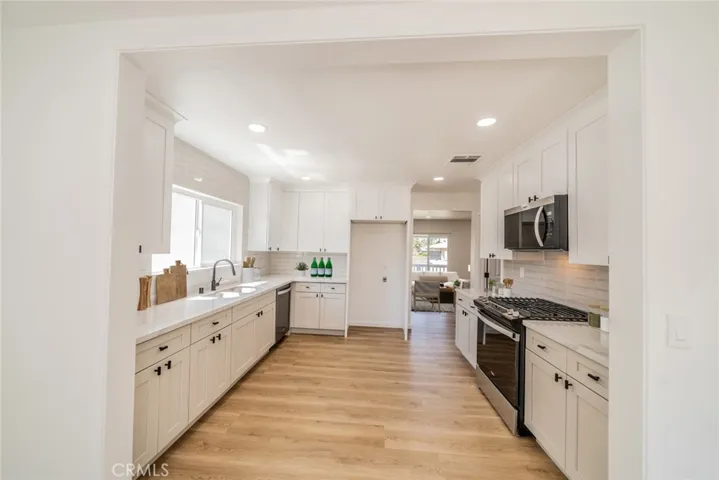 18987 Mindanao Street, Bloomington, California 92316