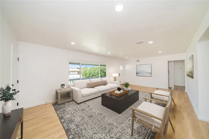 18987 Mindanao Street, Bloomington, California 92316