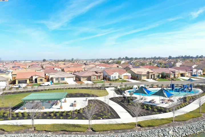 5618 Arcadia Cir, Discovery Bay, California 94505