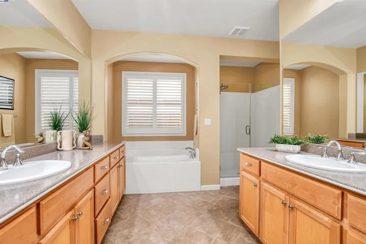 5618 Arcadia Cir, Discovery Bay, California 94505