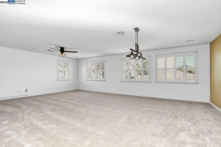 Upstairs Bonus Room