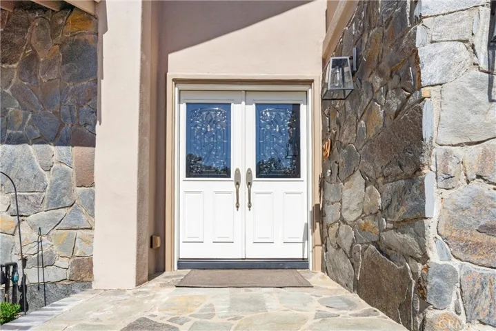 6421 Acacia Hill Drive, Yorba Linda, California 92886