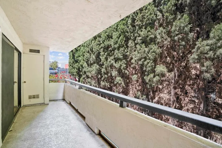 5885 El Cajon Blvd 205, San Diego, California 92115