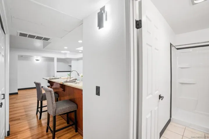 5885 El Cajon Blvd 205, San Diego, California 92115