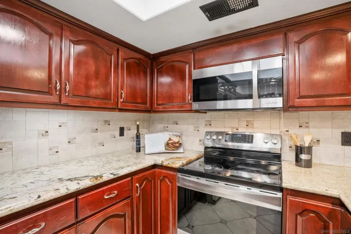 5885 El Cajon Blvd 205, San Diego, California 92115