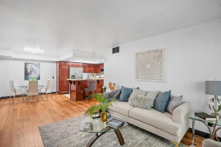 5885 El Cajon Blvd 205, San Diego, California 92115