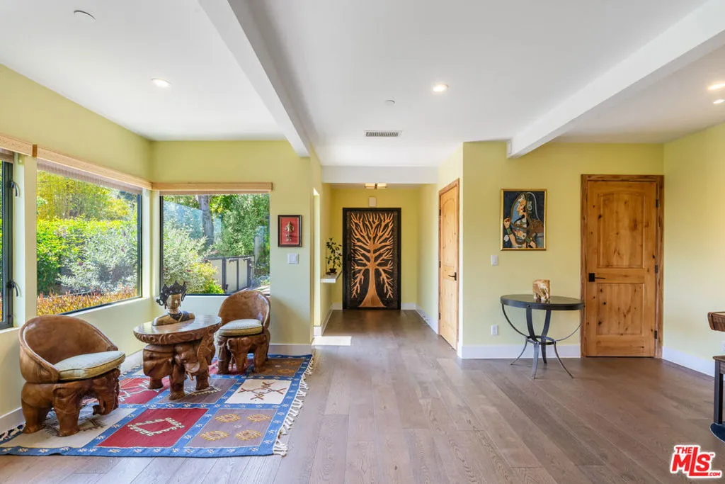 2841 Montcalm Avenue, Los Angeles, California 90046 home-pic-13