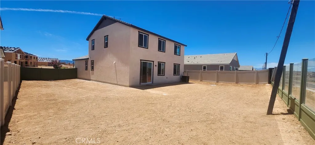 17426 Whiskey Mountain, Hesperia, California 92345 home-pic-12