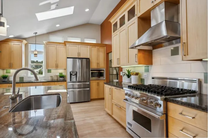 1243 Homewood Avenue, San Mateo, California 94403