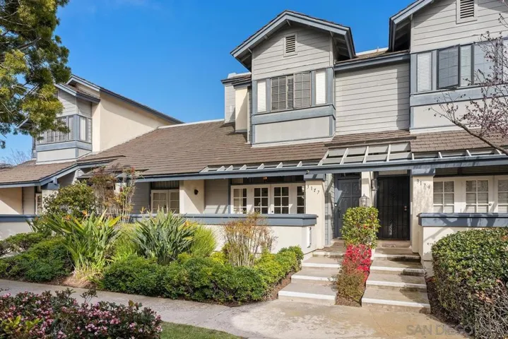 3177 Morning Way, La Jolla, California 92037