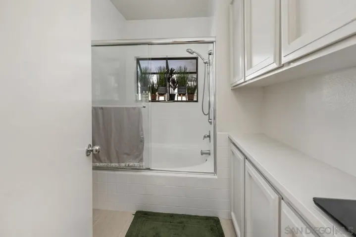 3177 Morning Way, La Jolla, California 92037