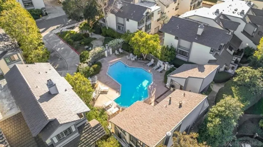 3177 Morning Way, La Jolla, California 92037