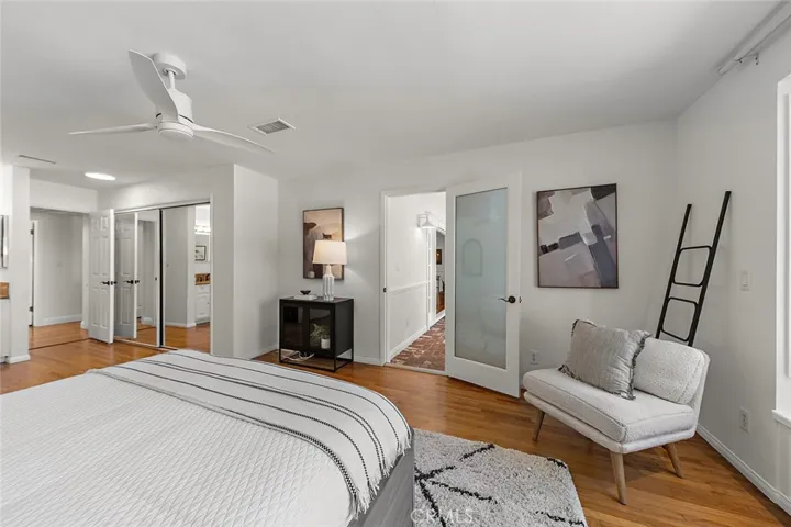 371 Peralta Avenue, Long Beach, California 90803