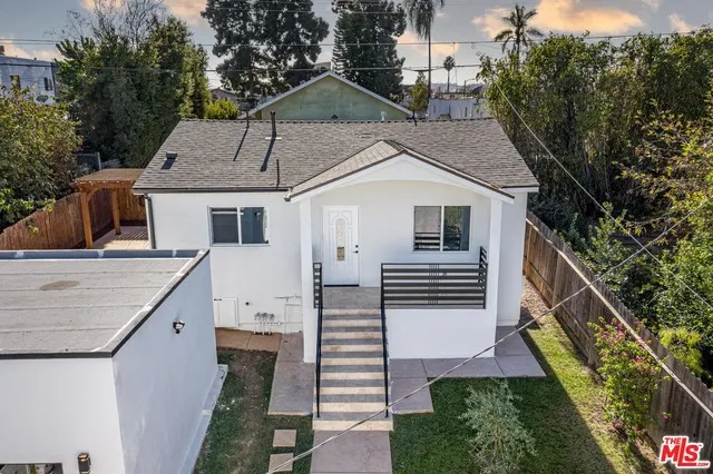 4724 W 18th Street, Los Angeles, California 90019