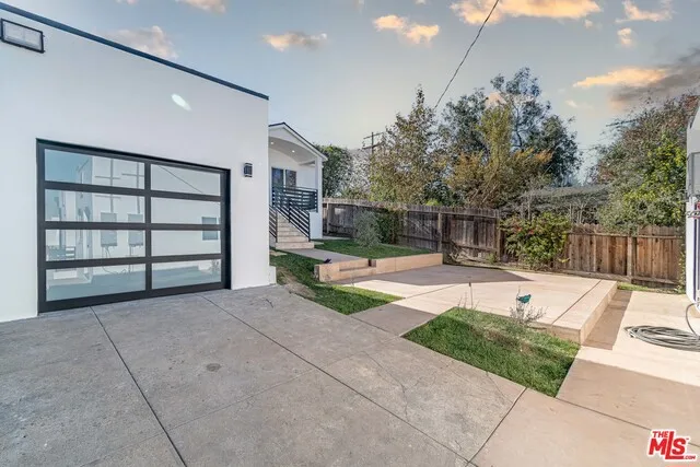 2 Car garage