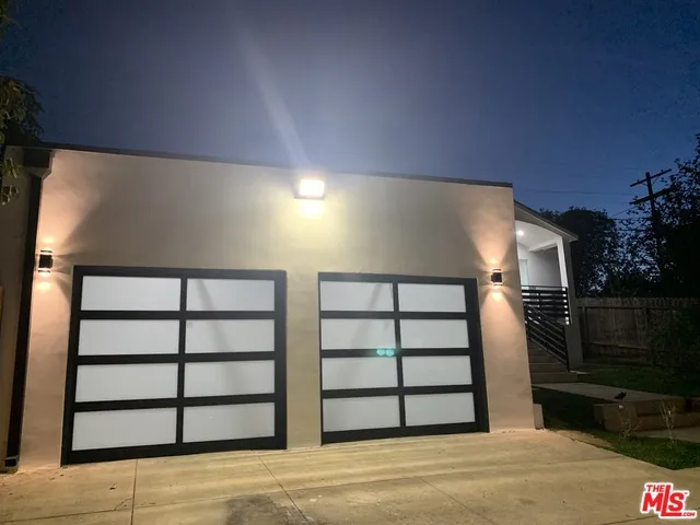 2 Car Garage