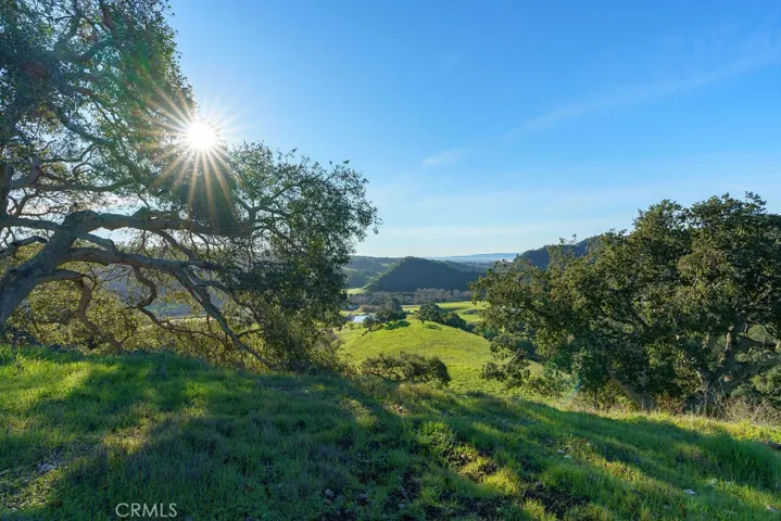 518 Bella Terra Court, San Luis Obispo, California 93401