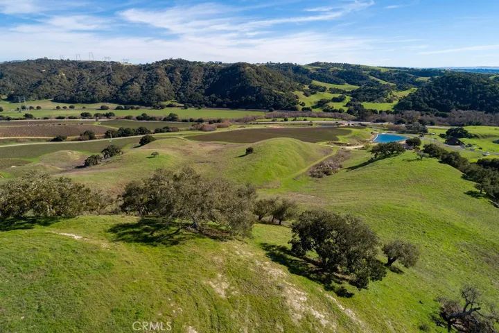 518 Bella Terra Court, San Luis Obispo, California 93401