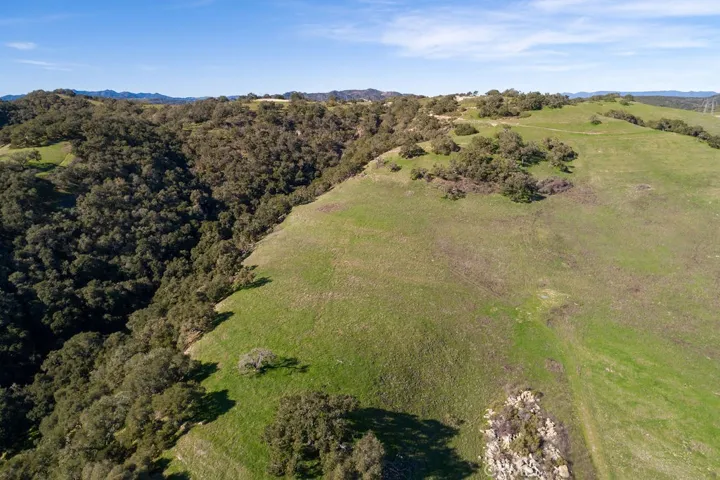 518 Bella Terra Court, San Luis Obispo, California 93401