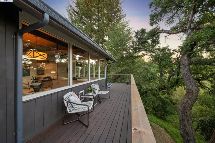589 Tahos Road, Orinda, California 94563
