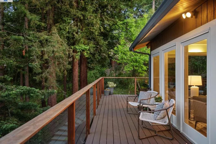 589 Tahos Road, Orinda, California 94563