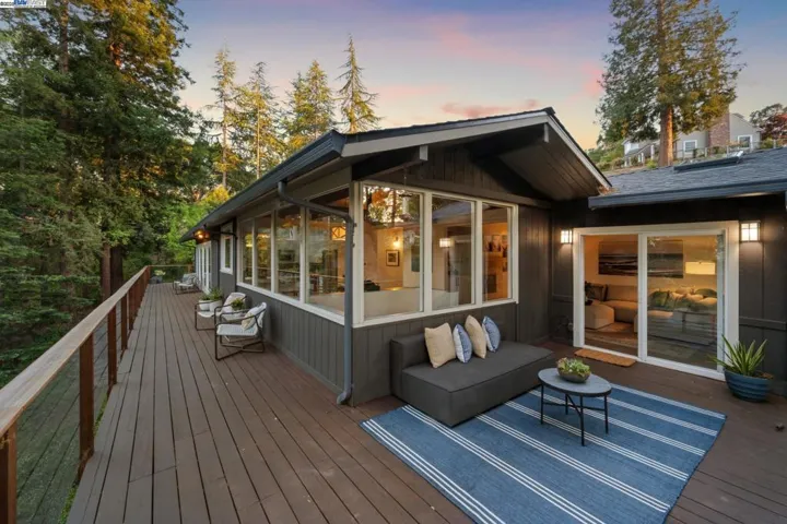 589 Tahos Road, Orinda, California 94563