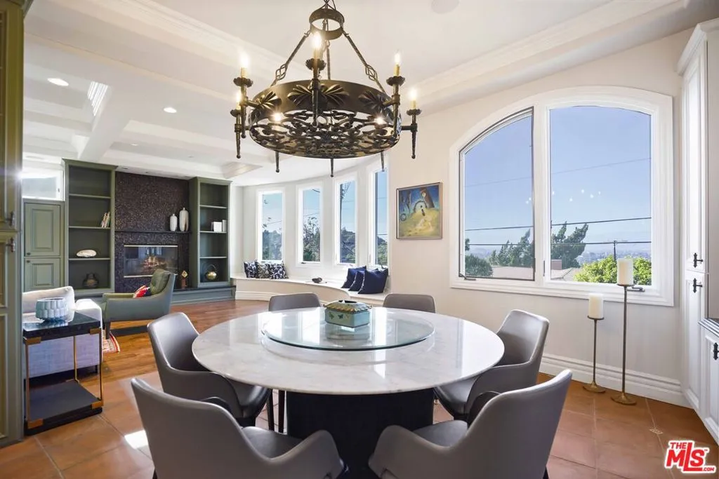 10940 Terryview Drive, Studio City, California 91604 home-pic-20