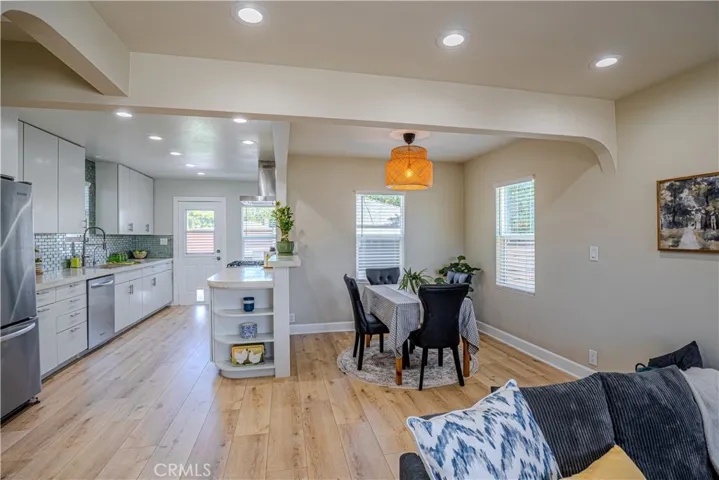 417 E 44th Way, Long Beach, California 90807