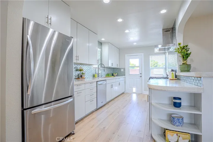 417 E 44th Way, Long Beach, California 90807