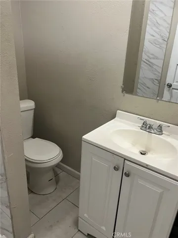 18530 Eucalyptus Street B, Hesperia, California 92345