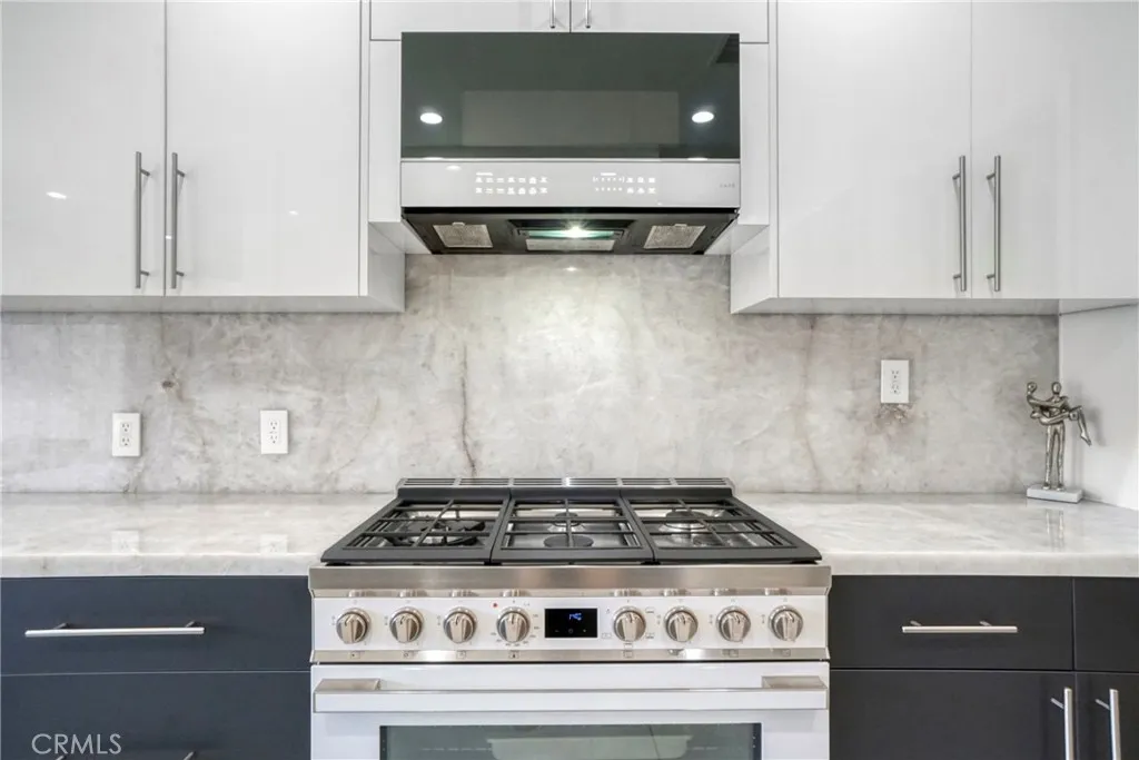 14347 Albers Street 207, Sherman Oaks, California 91401 home-pic-32