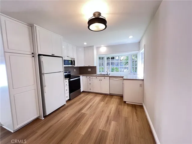 17712 Manchester Avenue, Irvine, California 92614