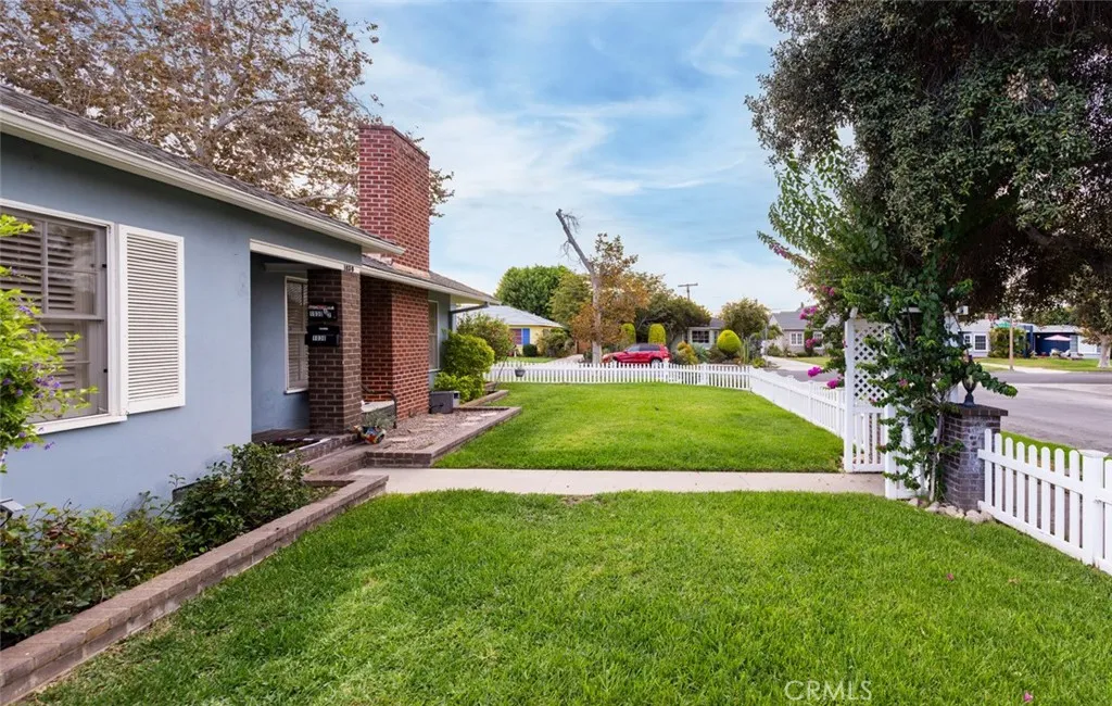 1030 W 19th Street, Santa Ana, California 92706 home-pic-43