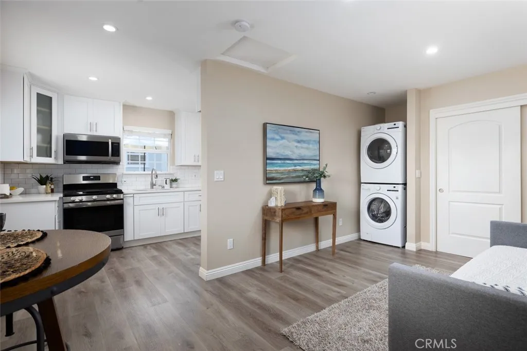 1030 W 19th Street, Santa Ana, California 92706 home-pic-29