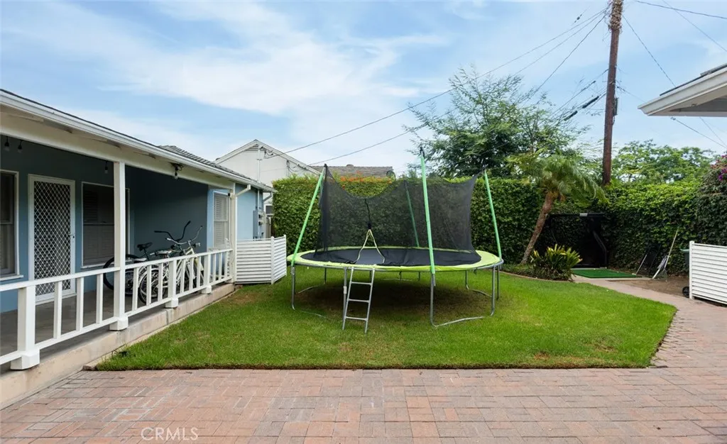 1030 W 19th Street, Santa Ana, California 92706 home-pic-37
