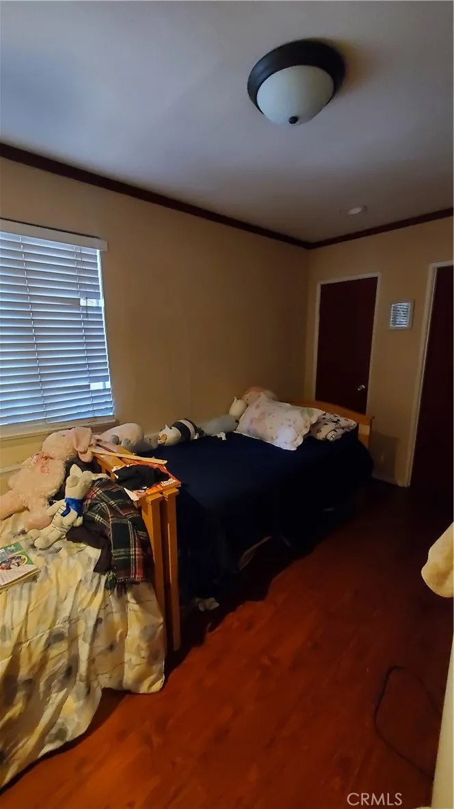 6300 Holmes Avenue, Los Angeles, California 90001 home-pic-15