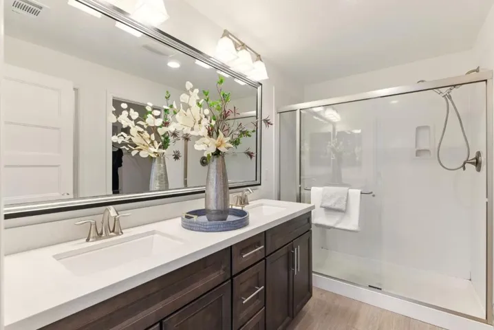 1033 Gabbiano Lane 3, San Jose, California 95131