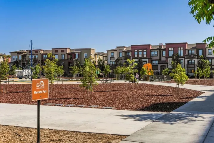 1033 Gabbiano Lane 3, San Jose, California 95131