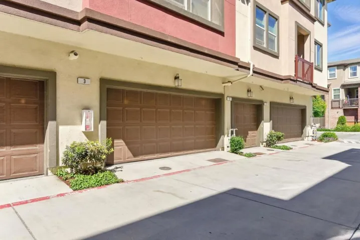 1033 Gabbiano Lane 3, San Jose, California 95131