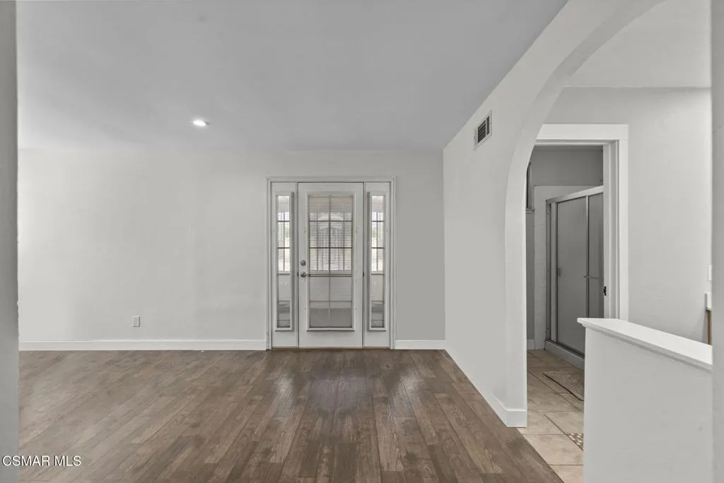 459 Mark Drive, Simi Valley, California 93065 home-pic-16