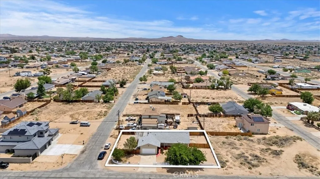 20548 Neuralia Road, California City, California 93505 — photo 5