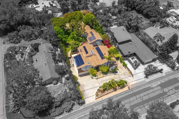 526 Saxony Road, Encinitas, California 92024