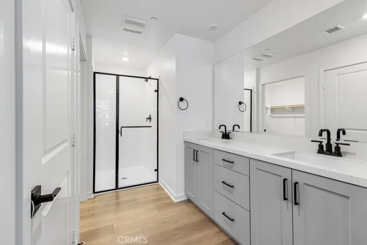 980 N Tangent Privado Unit 101 - Ready Now!