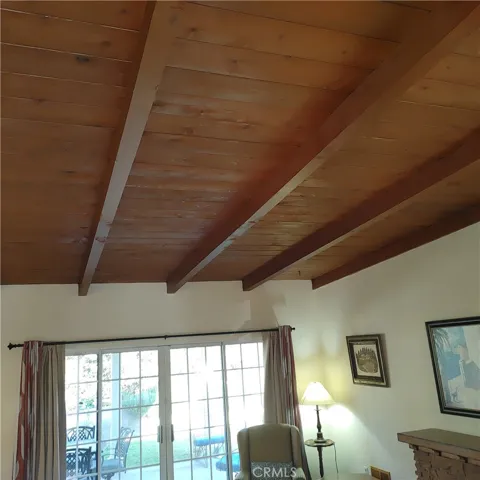 Natural wood beam​​‌​​​​‌​​‌‌​​‌​​​‌‌​​​‌​​‌‌​​‌‌​​‌‌​​​​ ceilings