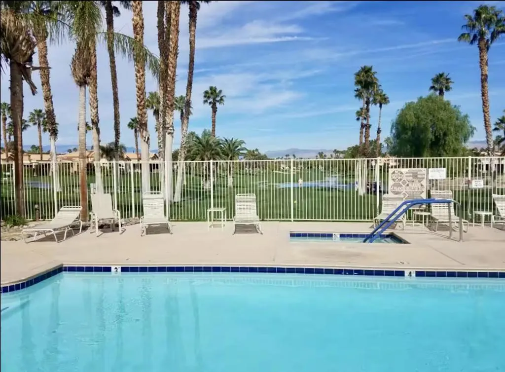 67162 W Chimayo Drive, Cathedral City, California 92234 home-pic-28